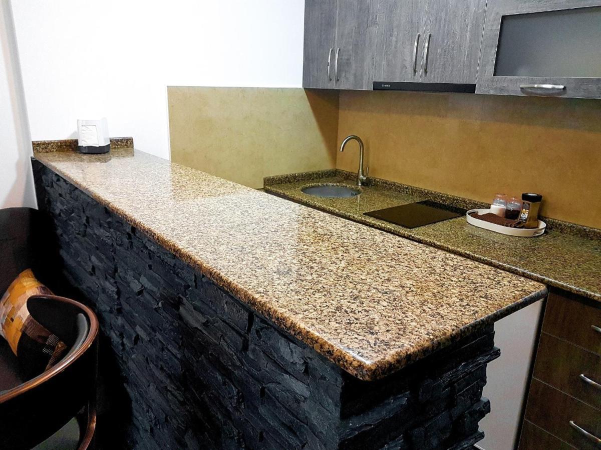 Apartament Premium Klass Apartman Batumi Kültér fotó